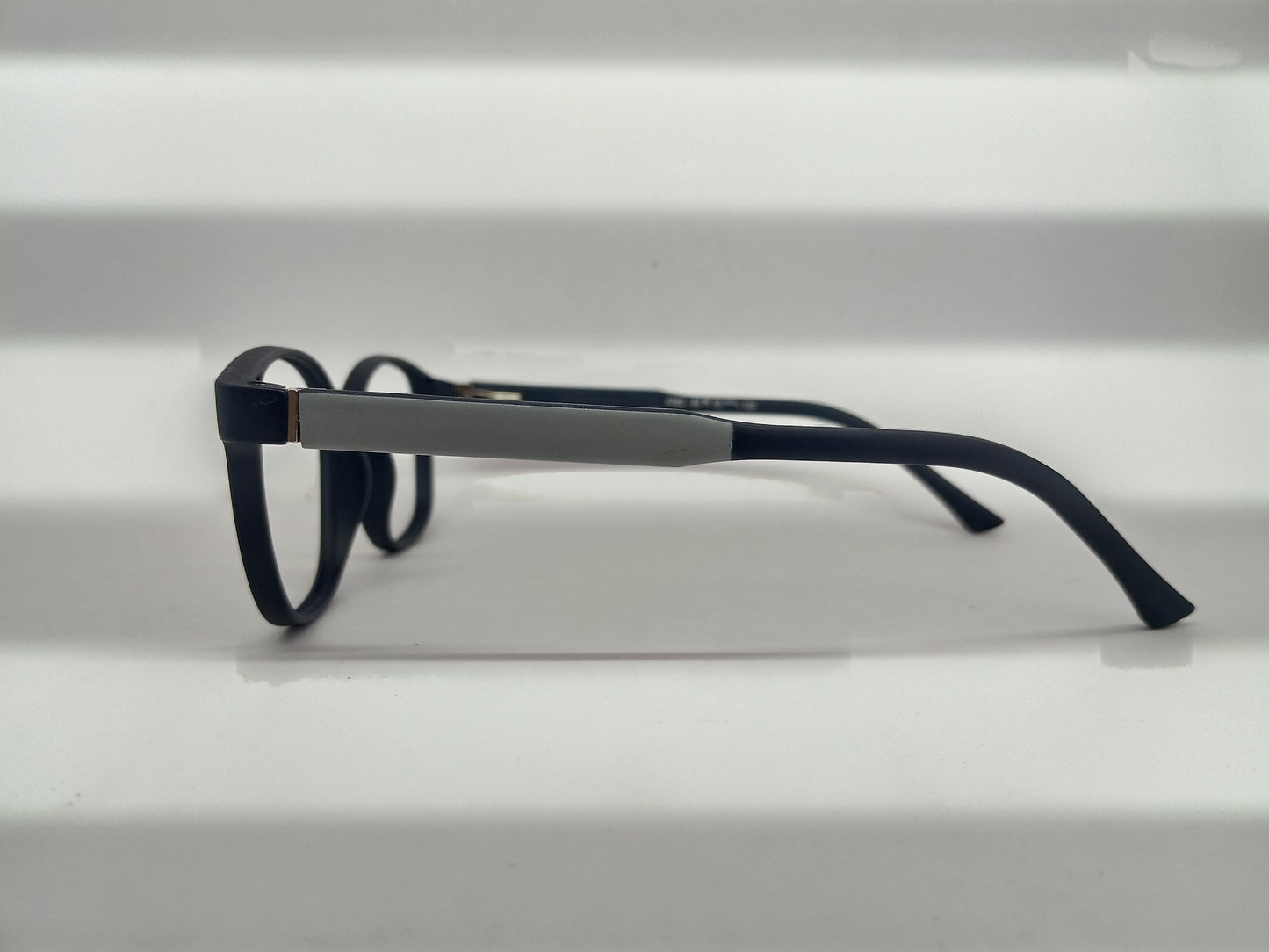 Growth 1702 Square Eyewear Frame
