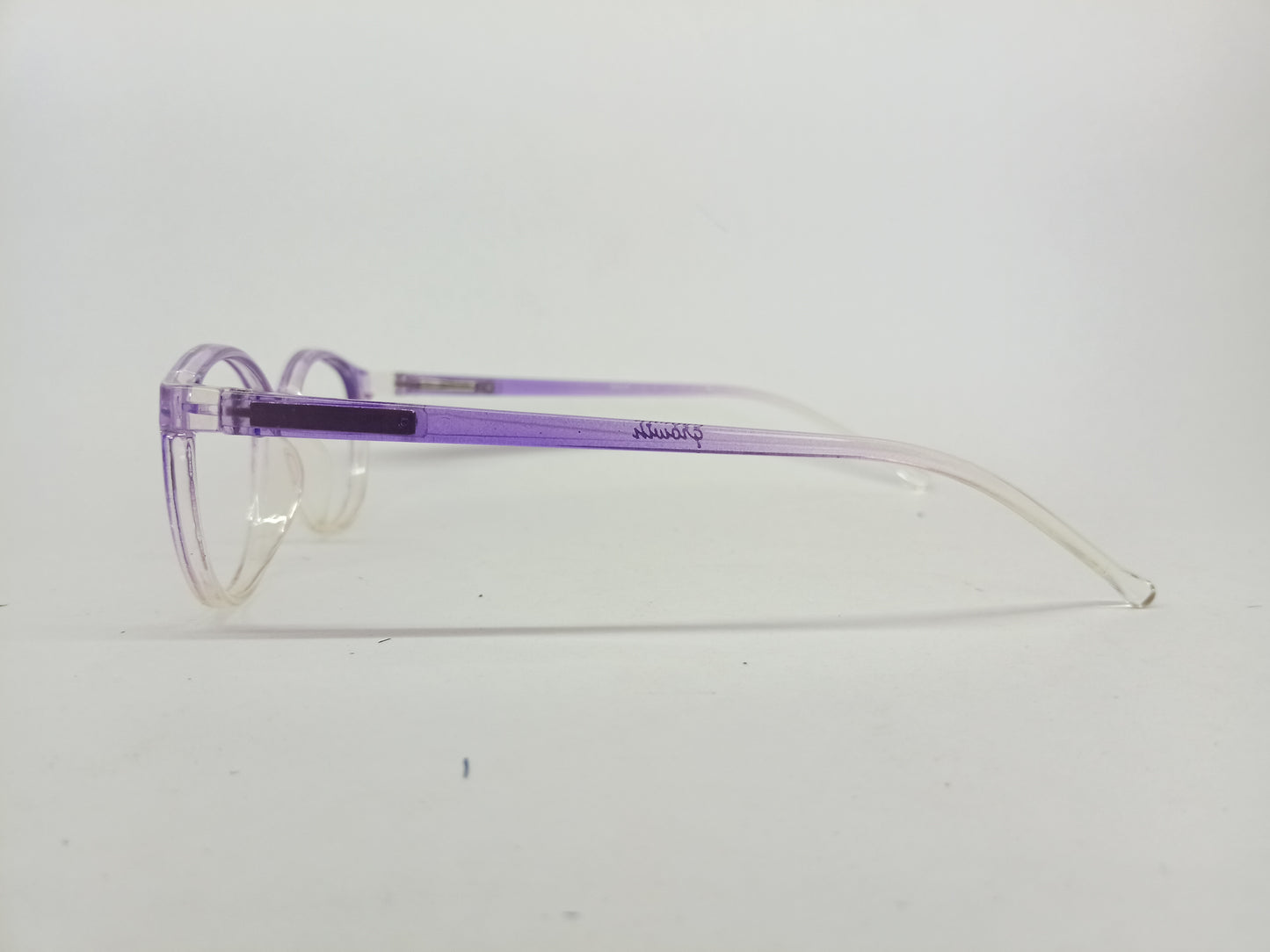 Growth 2037 Round Eyewear Frame