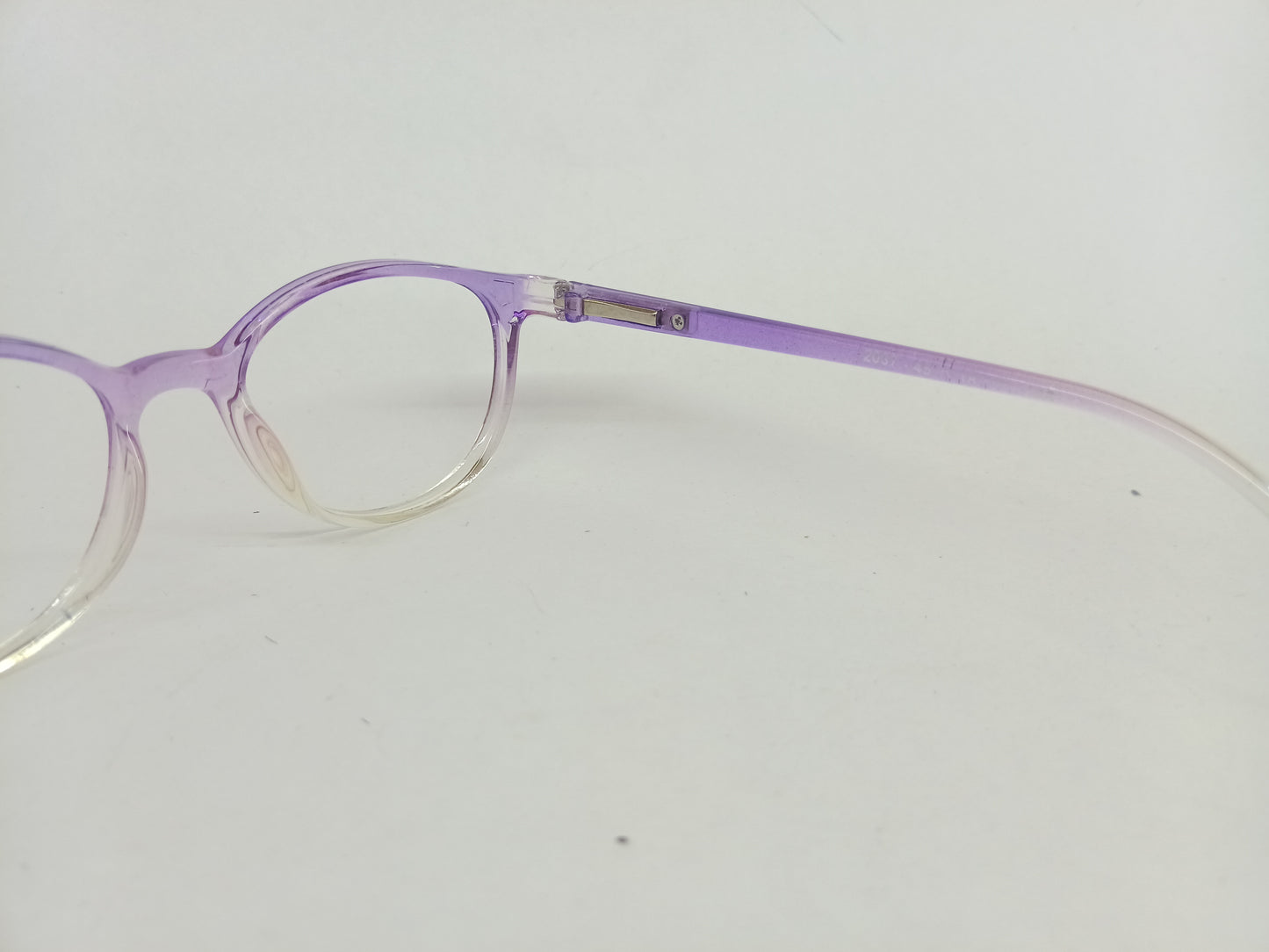 Growth 2037 Round Eyewear Frame