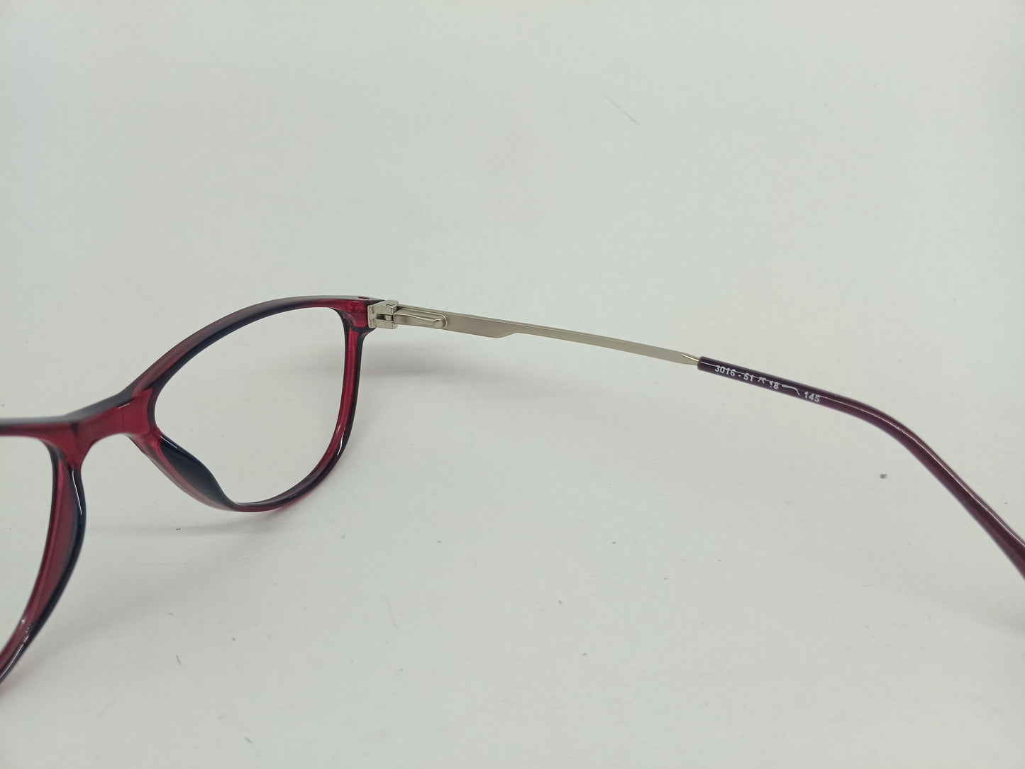 Growth 3016 Round Eyewear Frame
