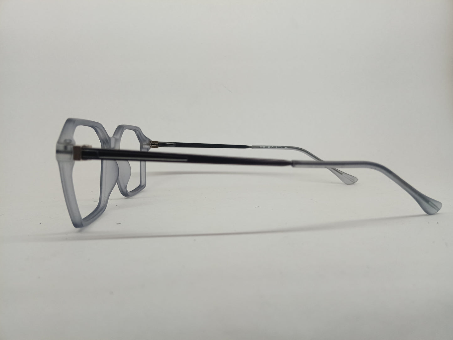 Growth 3025 Angular Eyewear Frame