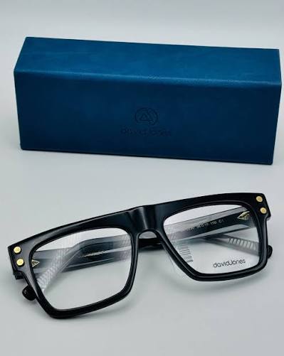 Angular Eyeglasses